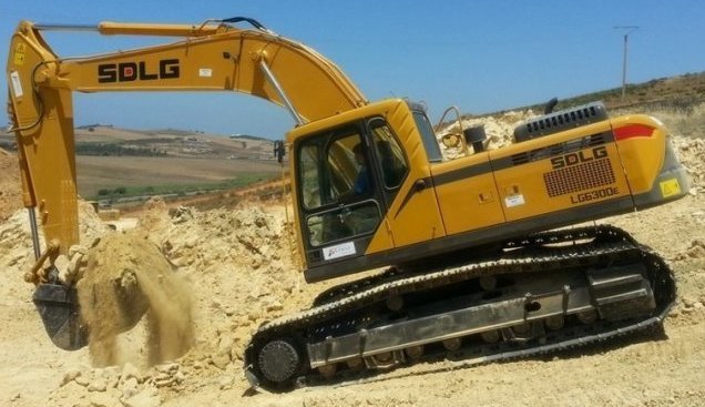 Гидравлический экскаватор Kobelco SK210LC